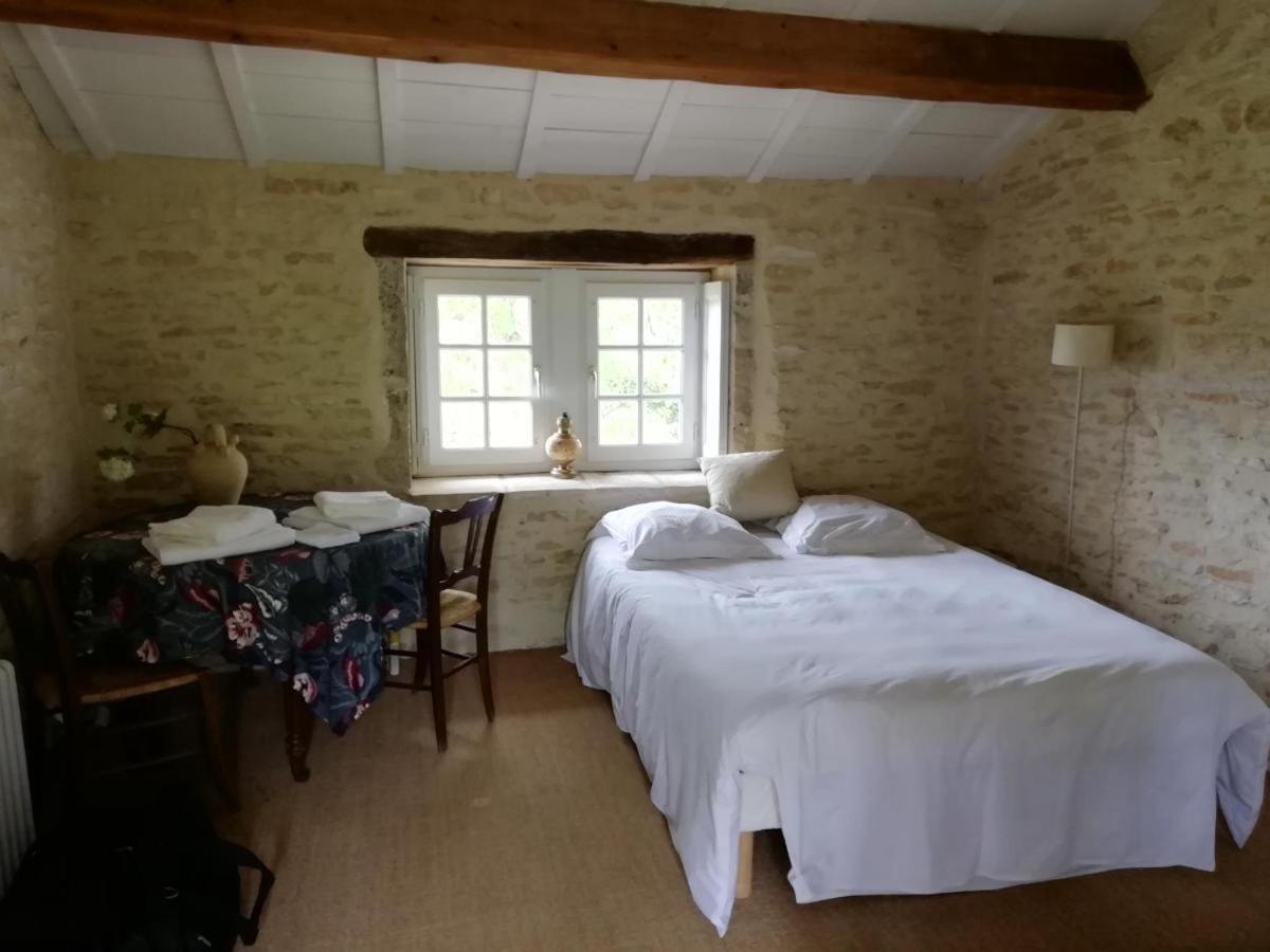 Une Maison De Campagne En Bourgogne Du Sud Турню Экстерьер фото